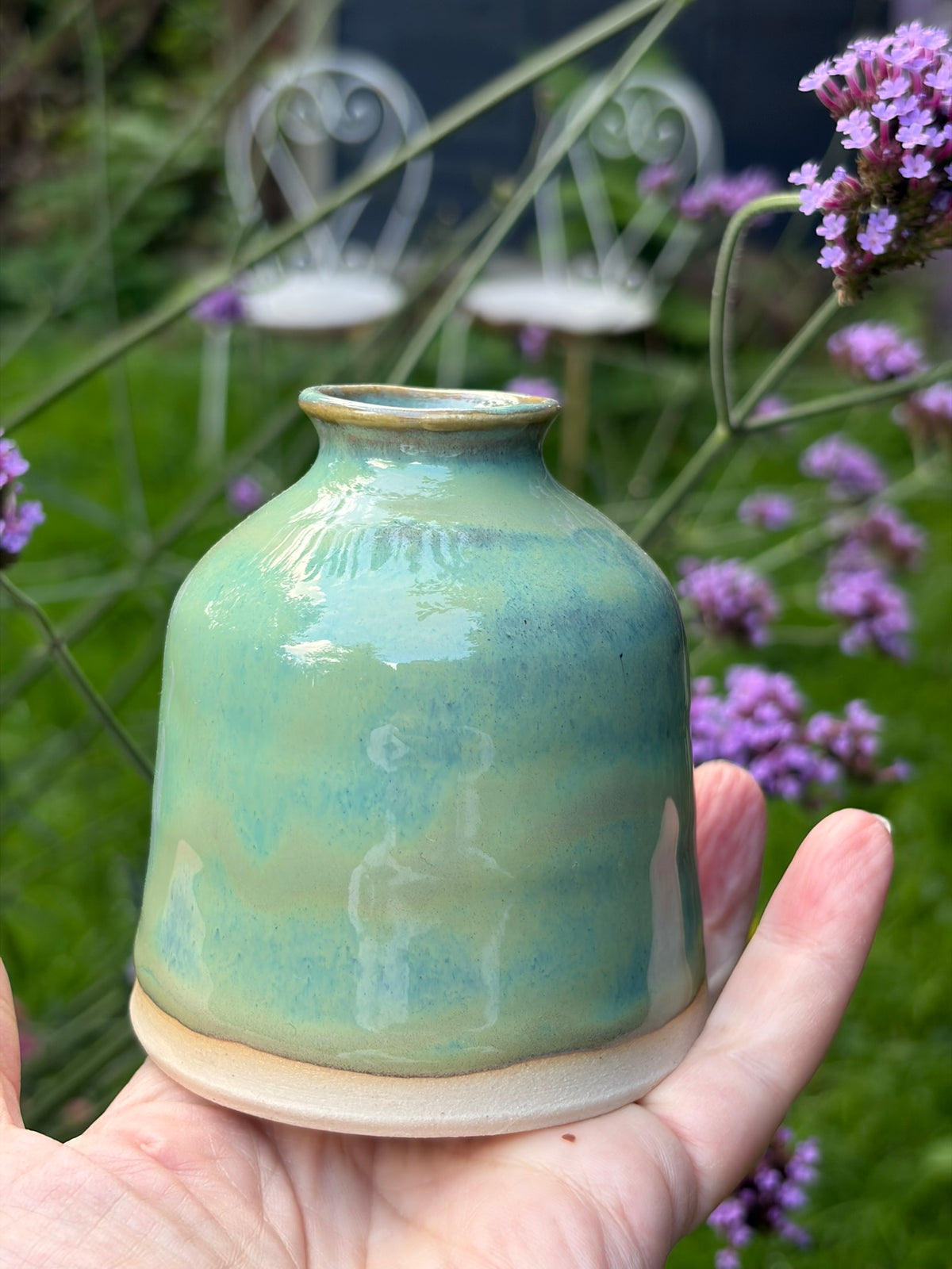 Bud vase