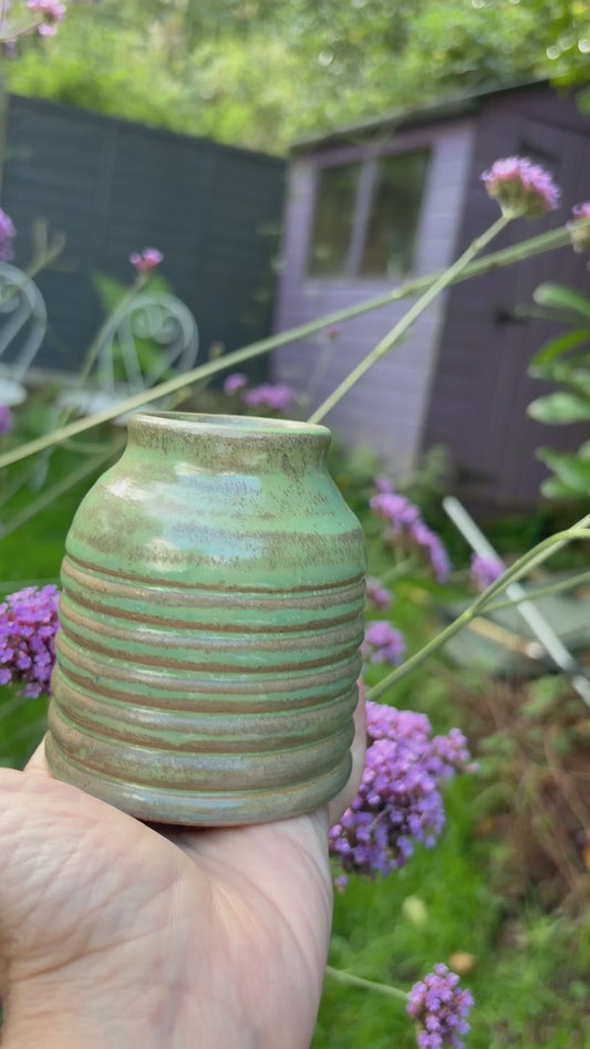 Bud  vase